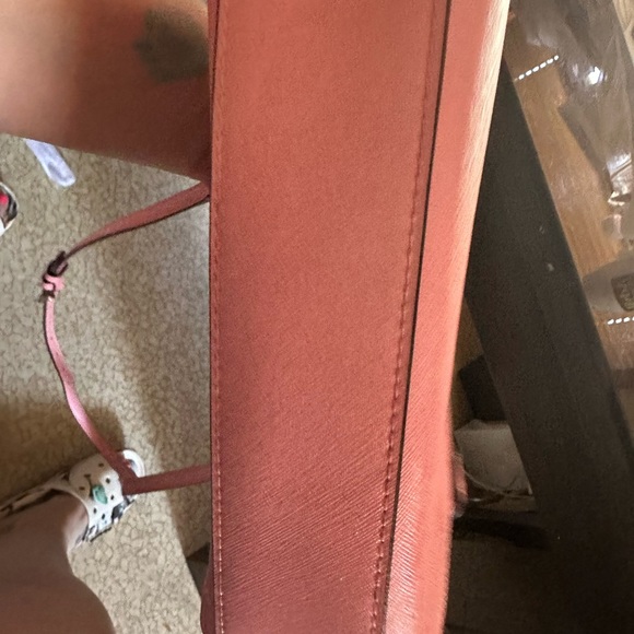 Pink Michael Kors crossbody purse. Had it a few years only used a few time. - Picture 4 of 4